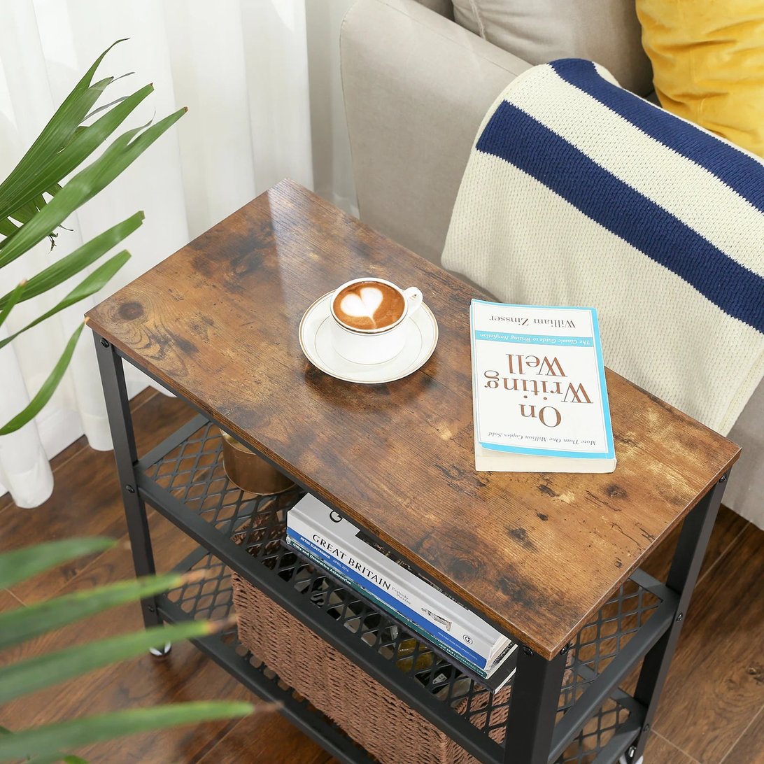 Table basse industrielle TavovaT avec plateau en bois recyclé, étagère métallique et panier de rangement, parfaite pour un café et lecture